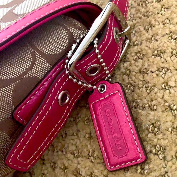 Coach Crossbody - Picture 5 of 7